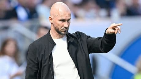 Sie dürfen nicht mit ins Trainingslager - Bundesligist sortiert 3 (!) Stars aus