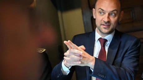 En direct, guerre en Ukraine : la France évoque la préparation de sanctions « dévastatrices » pour « prendre la Russie à la gorge »