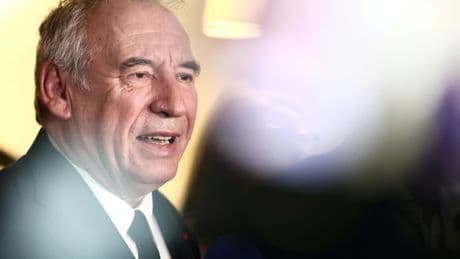 Programmation énergétique : Bayrou retarde la PPE pour favoriser la concertation sur le nucléaire et le renouvelable