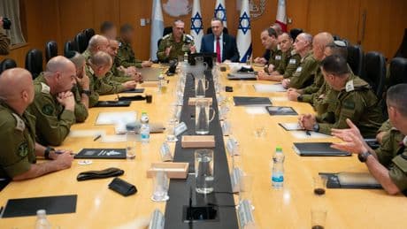 Israel lanza nuevos ataques y asegura que "Teherán arderá" si Irán sigue lanzando misiles