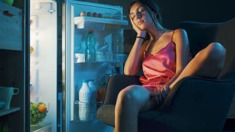 Brits urged to use own tongue to keep cool in the heatwave without a fan - and other tips