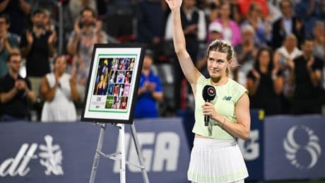 Eugenie Bouchard fights back tears after last tennis match of career