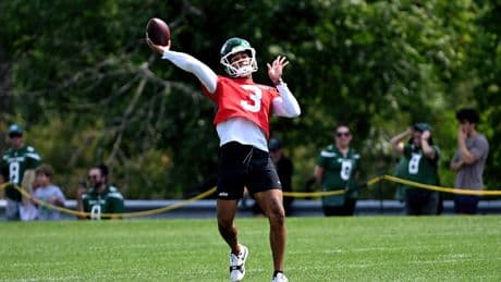 Jets QB Jordan Travis retires from football due to gruesome injury one year after being drafted