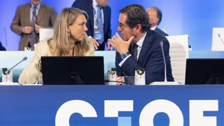 Las patronales cargan contra el Gobierno por la ampliación de permisos pese a "un absentismo sin precedentes"