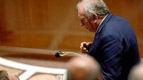 Renversement : les sept erreurs de François Bayrou