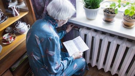 Two groups of people 'have to apply' for DWP winter fuel payment, says expert