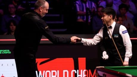 Mark Williams makes Zhao Xintong feelings clear with claim in middle of Crucible final