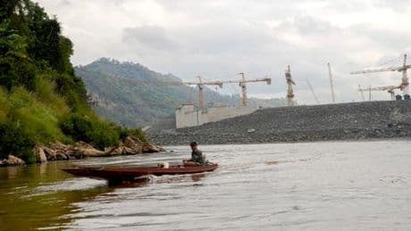 Au Laos, un nouveau barrage sur le Mékong met en péril la biodiversité du fleuve, l’un des plus nourriciers du monde