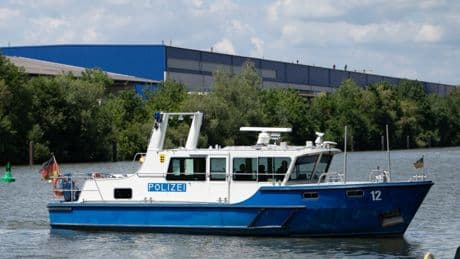 Heidelberg: Polizei stoppt Schiff mit bekifftem Kapitän auf dem Neckar