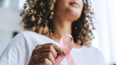Breast cancer warning issued to all women as common sign won't always appear