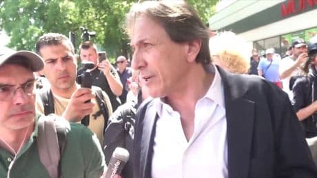 De gauche à droite, la classe politique apporte son "soutien" au PS après les violences du 1er-Mai