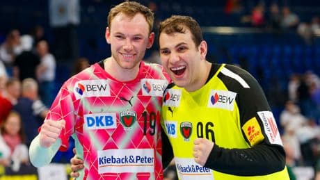 Füchse Berlin im Topspiel gegen Hannover - Handball-Superstars live bei WELT TV