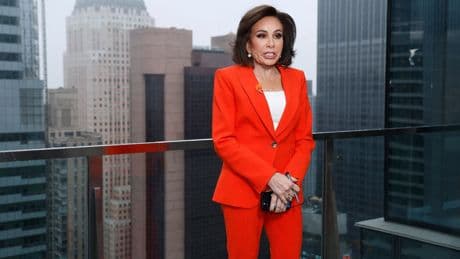 Met tv-rechter Jeanine Pirro als beoogd hoofdaanklager daagt Trump zijn partij verder uit
