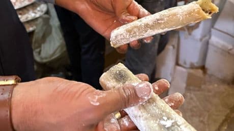 Son tüketim tarihi geçmiş ve küflenmiş; 2 ton ele geçirildi