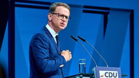 CDU-General Linnemann GEGEN AfD-Verbot - „Protest kann man nicht verbieten“