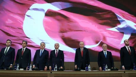 Erdoğan'ın evlere şenlik 'anayasa komisyonu': Yaptıkları yapacaklarının teminatı