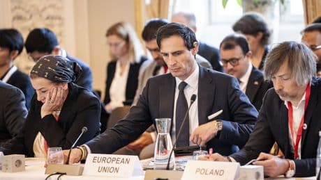 Hoekstra onder vuur: Brussel draalt met vaststellen klimaatdoelen 2040