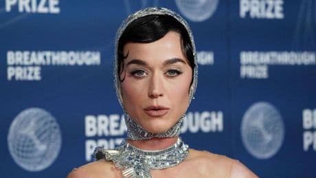 Blue-Origin-Mission: Katy Perry fliegt ins All – und posiert schon vorher im Astronauten-Look