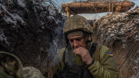 Putin races to grab territory in Ukraine with lightning advance days before meeting with Trump