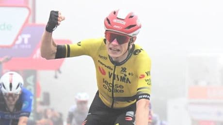 <p>La Vuelta di Vingegaard: vittoria alla Pogacar e maglia rossa, suo il cuore della corsa</p>