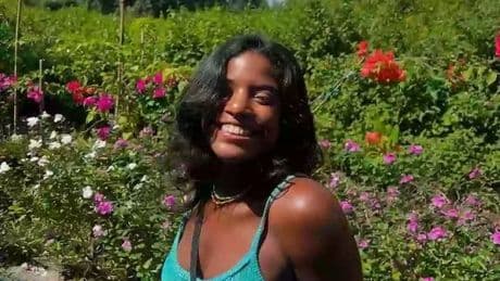 Backpacker's haunting final text before fatal volcano fall that left her trapped