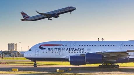British Airways: Flugbegleiter soll nackt auf der Toilette getanzt haben