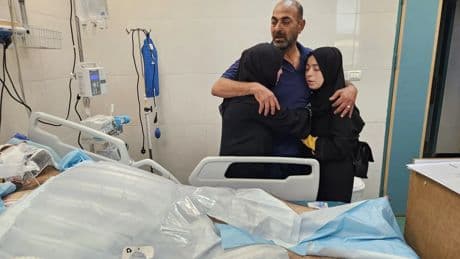 Un bombardeo israelí en Gaza mata a nueve de los diez hijos de un matrimonio de médicos