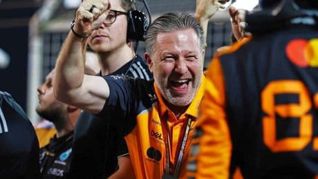 Interview met McLaren-baas Zak Brown: ‘Ik zie Max Verstappen liever bij Red Bull dan bij Mercedes’
