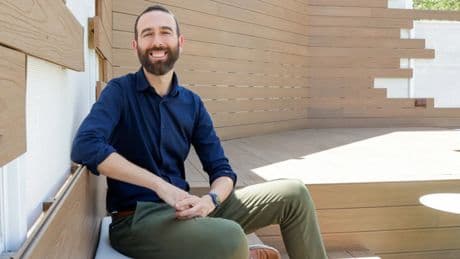 Ángel Aledo, neurólogo experto en epilepsias genéticas: &quot;El futuro de los niños con deficiencia de CDKL5 no está escrito&quot;