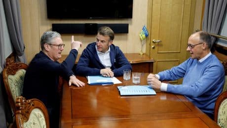 Macron, Merz, Starmer et Tusk à Kiev pour afficher l’unité de l’Union européenne derrière l’Ukraine