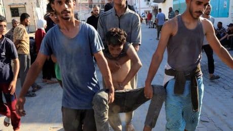 Gaza : 20 personnes sont mortes alors qu’elles attendaient de l’aide près d’un centre humanitaire