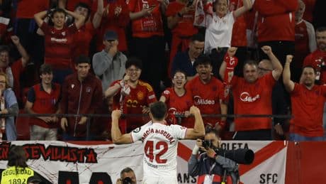Un gol de García Pascual atenúa la grave crisis del Sevilla y le deja cerca de la permanencia
