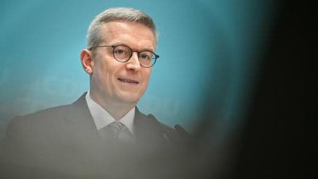 Bundesregierung: Erste Beschlüsse im Herbst: Digitalminister Wildberger baut „konkreten Reformdruck“ auf