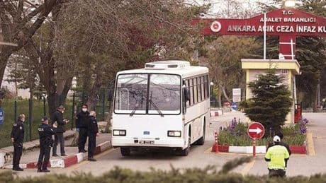 10. Yargı Paketi yasalaştı... 27 bin mahkuma tahliye yolu açıldı