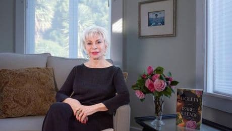 Isabel Allende: "Palabra a palabra, libro a libro, voy averiguando quién soy"