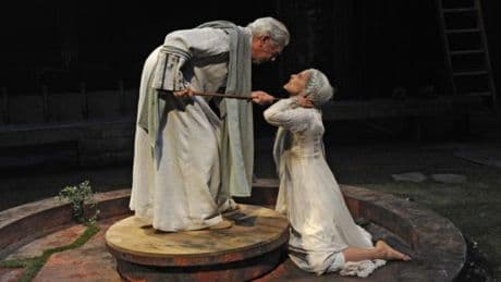 El primer amor de Vargas Llosa fue el teatro: de la fascinación por Arthur Miller a su madera de actor