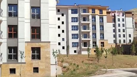 Elazığ’da TOKİ mağduriyeti: Depremzedeler iki aydır elektrik, su ve doğal gaz bekliyor
