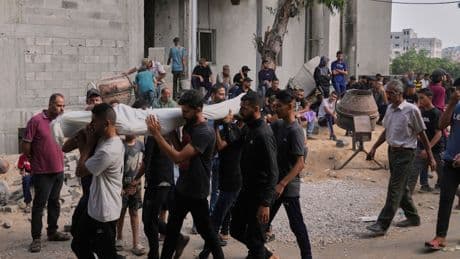 Krieg in Nahost: Ärzte: Erneut Tote beim Warten auf Hilfslieferungen in Gaza