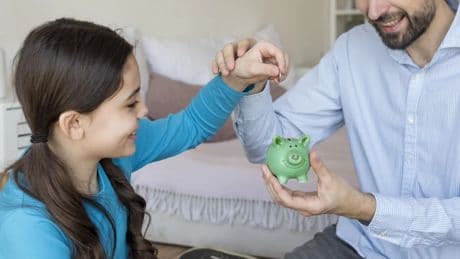 Las bondades de la &#039;paga&#039; para los niños: por qué la recomienda el Banco de España y cómo les ayuda a gestionar mejor su dinero
