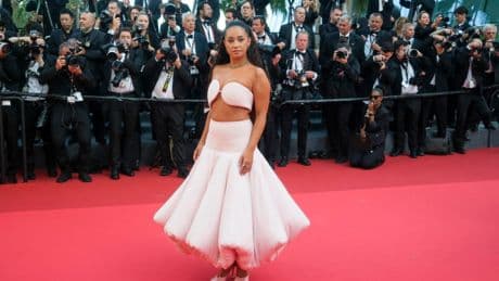 À Cannes, l’influenceuse Lena Situations obligée de réagir au cyberharcèlement islamophobe suite à un message d’une cadre macroniste