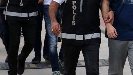 32 göçmen kaçakçılığı organizatörü yakalandı