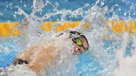 Titelverdedigster Marrit Steenbergen met snelste tijd naar WK-finale 100m vrij, ook finaleplekken Milou van Wijk en Caspar Corbeau
