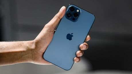 iPhones hit by email chaos as major app freezes and crashes ‘driving users crazy’ – hidden button instantly fixes it