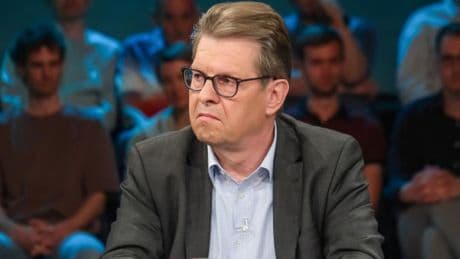 „Das ist eine Frechheit“ – Heftiger Streit um Ralf Stegners Russland-Kontakte