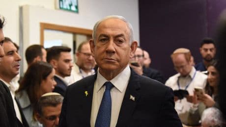 Plus de 200 avions de combat lancés sur l’Iran, le chef des Gardiens de la révolution tué, la Cisjordanie confinée… Israël attaque Téhéran au risque d’embraser le Moyen-Orient