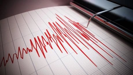 Japonya'da 16 günde 1592 deprem meydana geldi