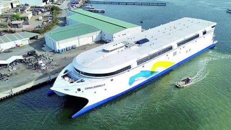 Sempre più grandi e più potenti, la corsa al record degli e-ferry