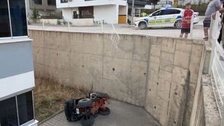 Kaza yapan ATV'deki çocuk yaralandı