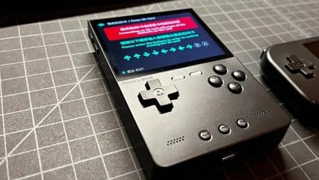 Trimui Brick a un 71% en AliExpress: “Es bonita, intuitiva... ¡Y viene con miles de juegos retro!”