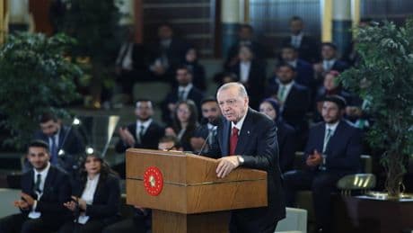 "Terörsüz Türkiye sürecinde bundan sonra ne olacak?" sorusuna Erdoğan'ın yanıtı: Bütün çoban kardeşlerim küçükbaş, büyükbaş alıp rahatlıkla yaylalara çıkacak